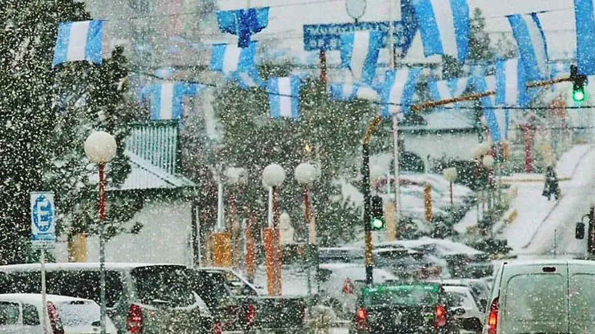 Record Cold Wave Sweeps Across Southern South America, Bringing Snow to the Atacama Desert