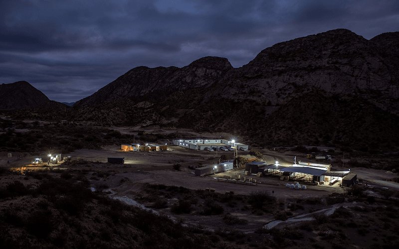 Challenger Gold Produces First Gold Doré at Hualilán Project, Marking Transition to Producer